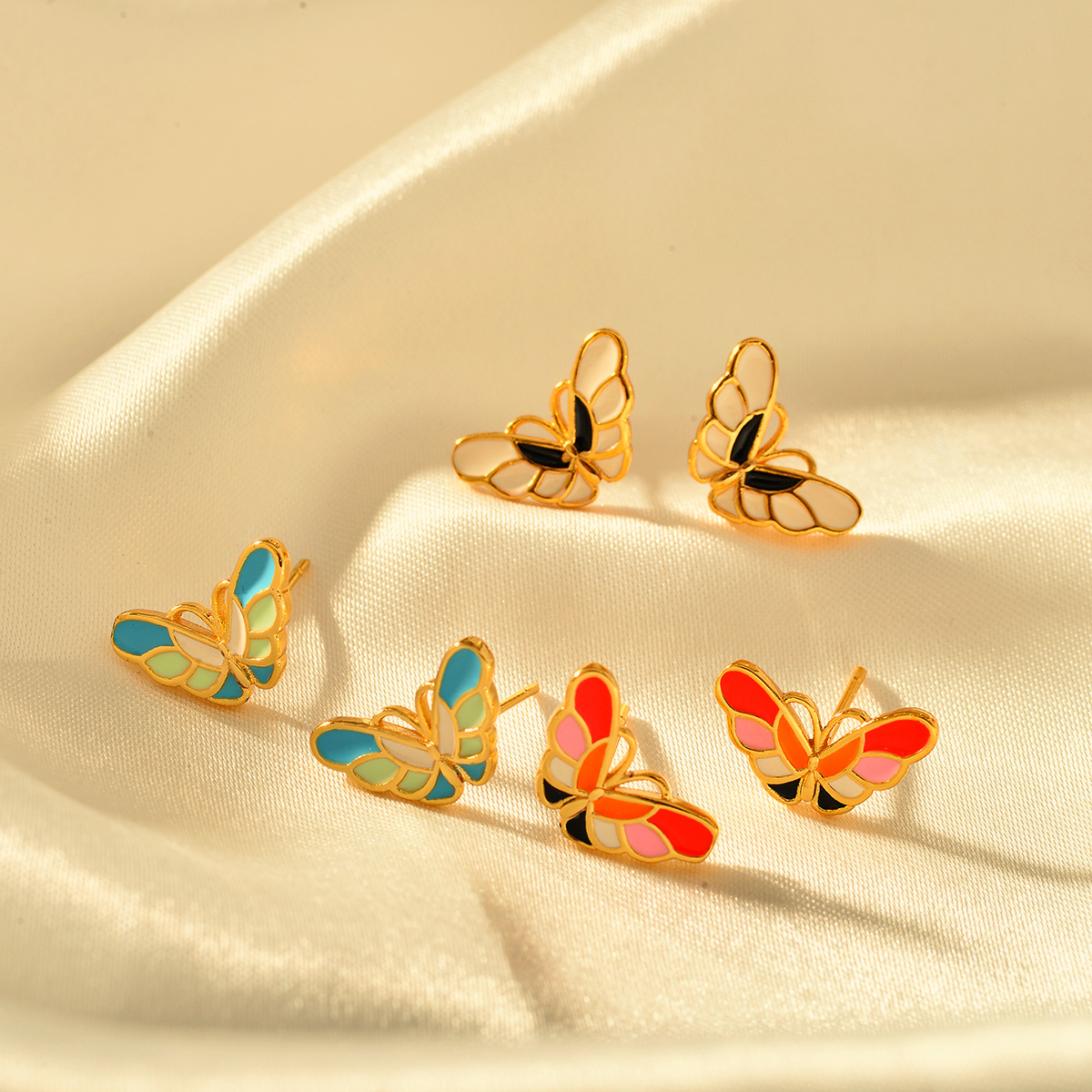 1 Pair Elegant Butterfly Copper Ear Studs display picture 4