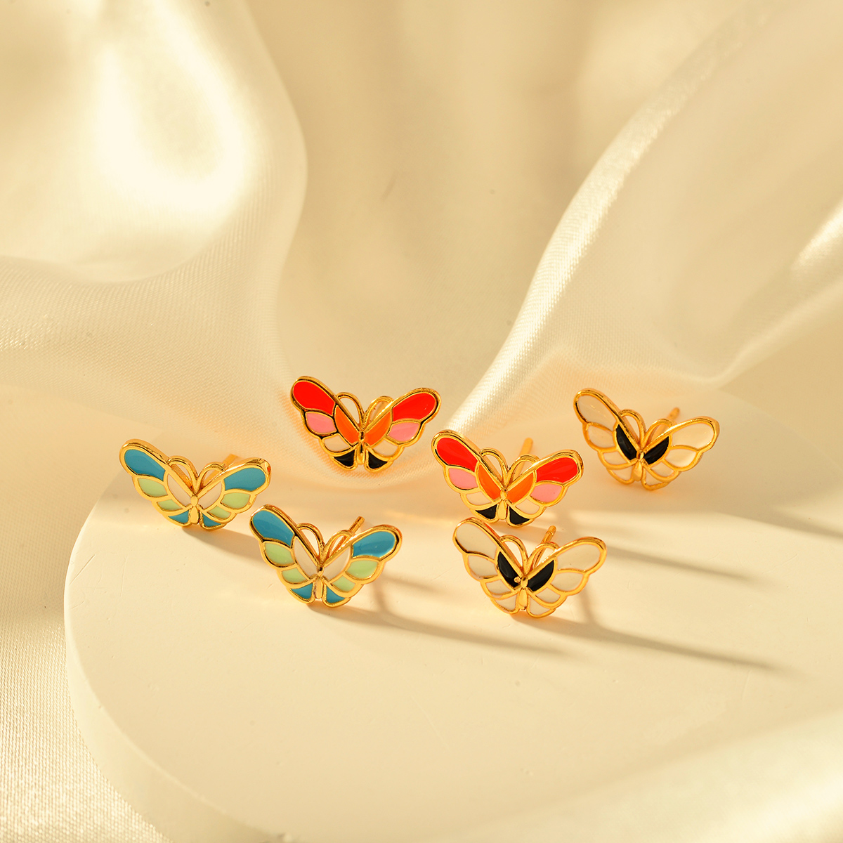1 Pair Elegant Butterfly Copper Ear Studs display picture 7
