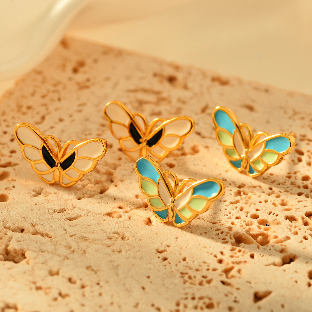1 Pair Elegant Butterfly Copper Ear Studs display picture 9