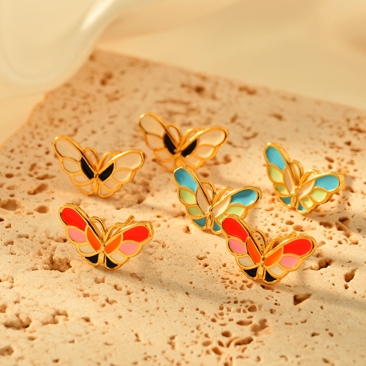 1 Pair Elegant Butterfly Copper Ear Studs display picture 12