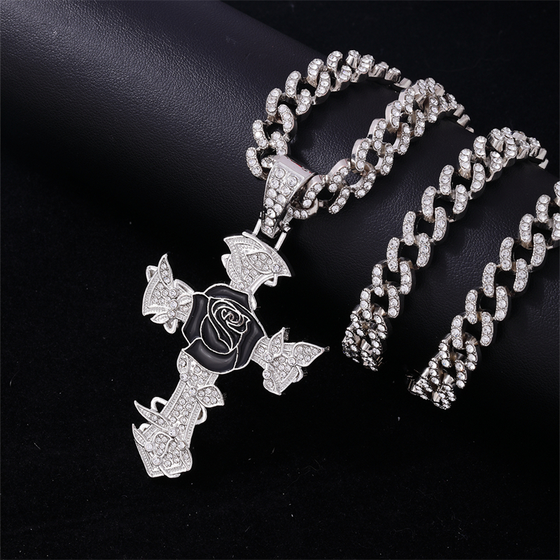Hip-Hop Cross Rose Zinc Alloy Plating Inlay Rhinestones K Gold Plated Rhodium Plated Men's Pendant Necklace display picture 3