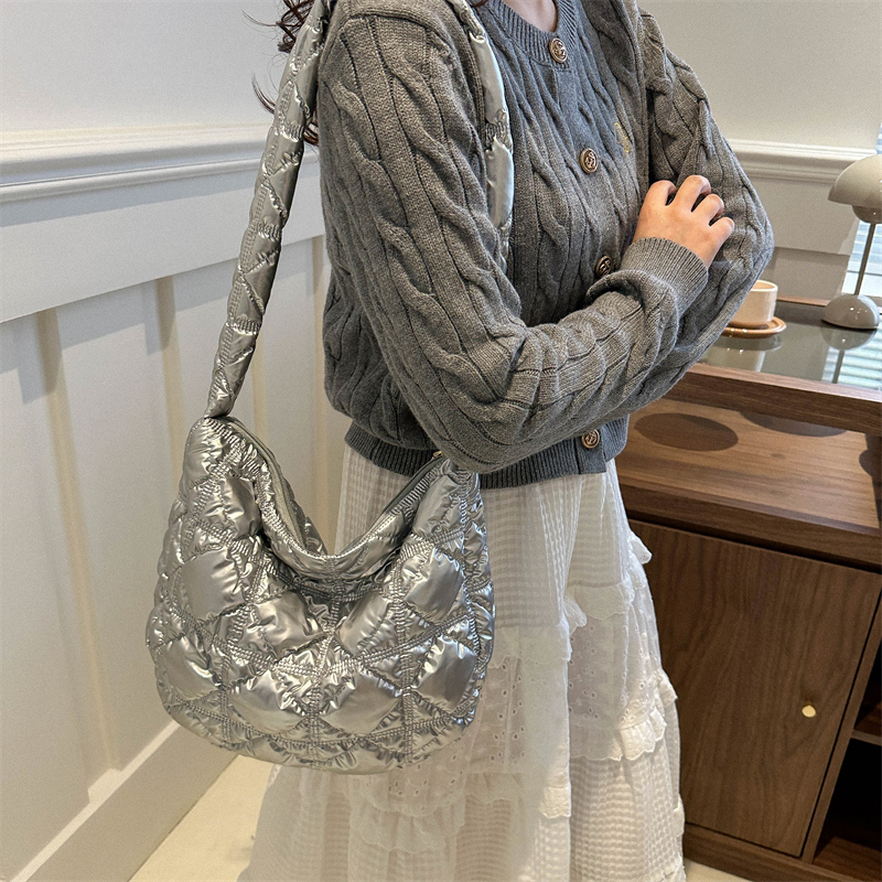 امرأة قماش منقوشة النمط الكلاسيكي خيوط الخياطة نصف دائرة سحاب البنطلون حقيبة الإبط display picture 1