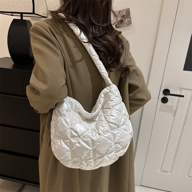امرأة قماش منقوشة النمط الكلاسيكي خيوط الخياطة نصف دائرة سحاب البنطلون حقيبة الإبط display picture 13