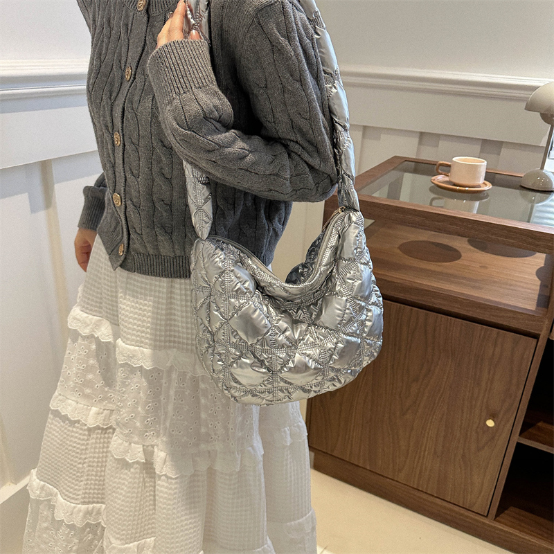 امرأة قماش منقوشة النمط الكلاسيكي خيوط الخياطة نصف دائرة سحاب البنطلون حقيبة الإبط display picture 17