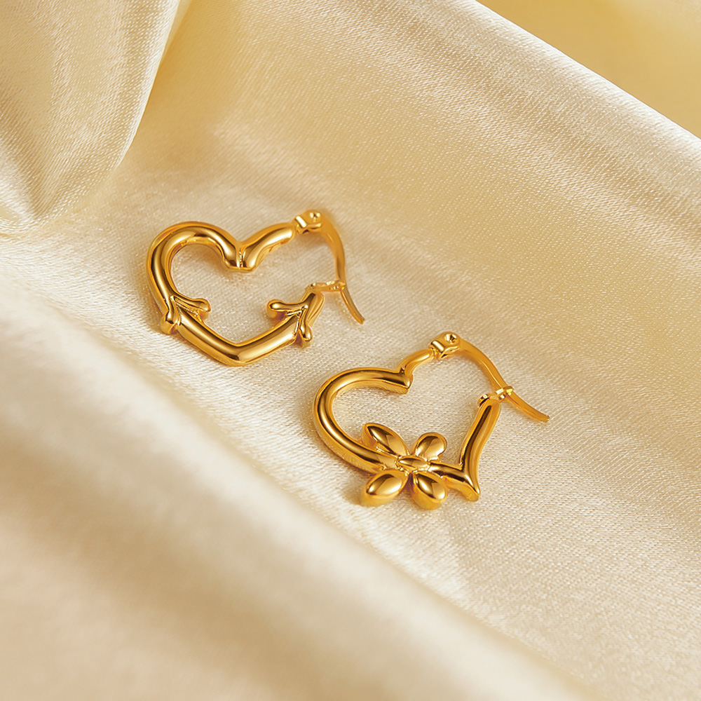 1 Pair Simple Style Heart Shape Butterfly Stainless Steel Hoop Earrings display picture 4