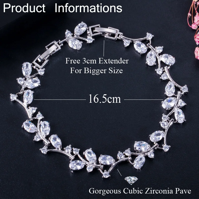 Elegant Simple Style Wreath Copper Zircon White Gold Plated Bracelets display picture 1