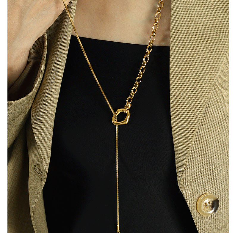 Casual Simple Style Solid Color Titanium Steel Plating Metal Button Women's Sweater Chain display picture 3