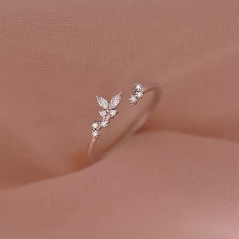 Cute Leaf Copper Plating Inlay Zircon Silver Plated Open Rings display picture 2