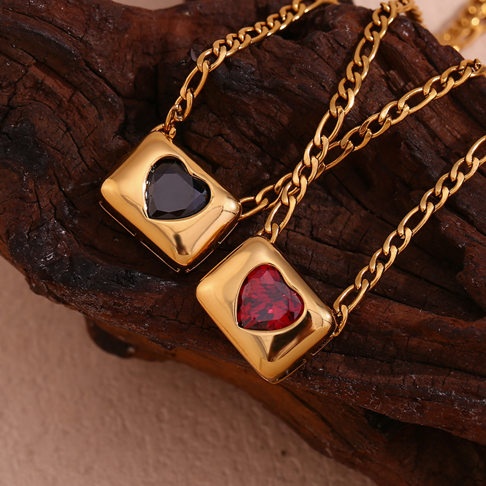 Vintage Style Simple Style Classic Style Square Heart Shape Stainless Steel Plating Inlay Zircon 18k Gold Plated Pendant Necklace display picture 6