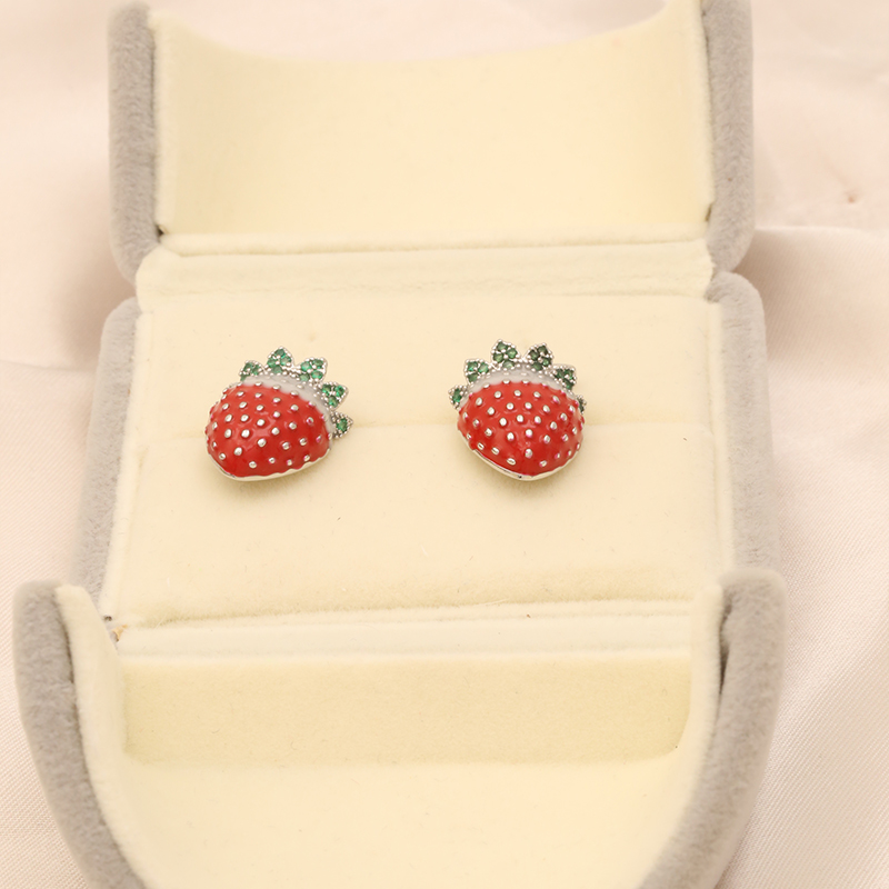 1 Pair Sweet Strawberry Enamel Plating Inlay Copper Zircon White Gold Plated Ear Studs display picture 3