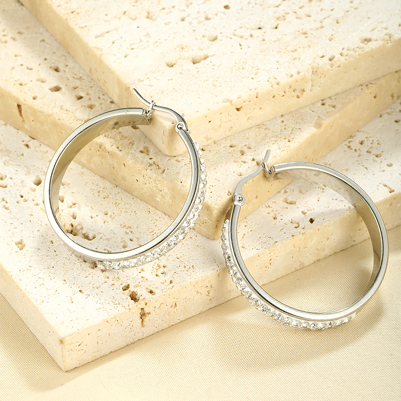 1 Pair Simple Style Geometric Polishing Plating Inlay 304 Stainless Steel Zircon Hoop Earrings display picture 12
