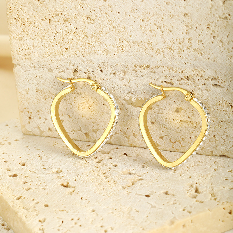 1 Pair Simple Style Classic Style Solid Color Plating Inlay Stainless Steel Artificial Diamond Hoop Earrings display picture 1