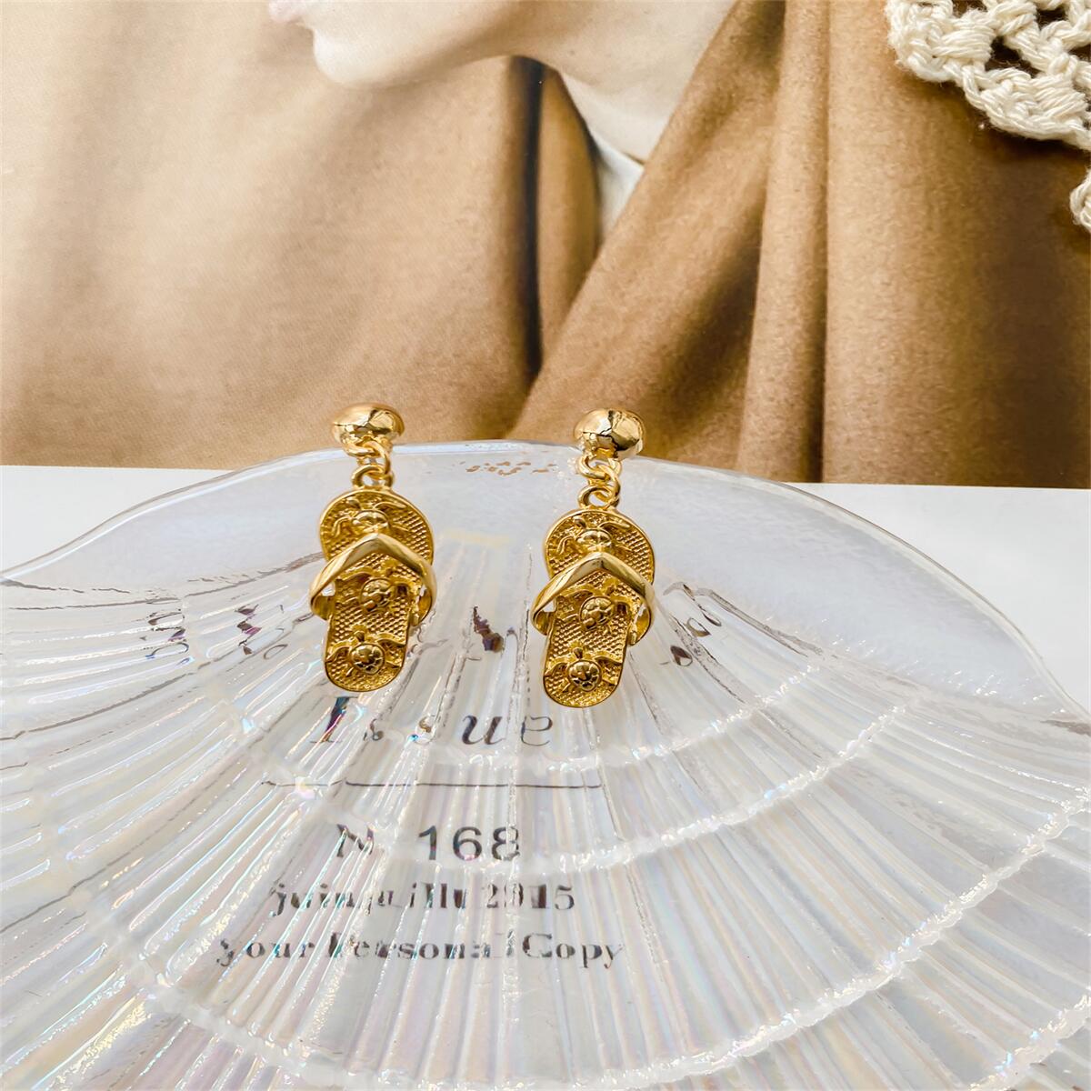 1 Pair Ig Style Retro Geometric Plating Alloy Zinc Drop Earrings display picture 2
