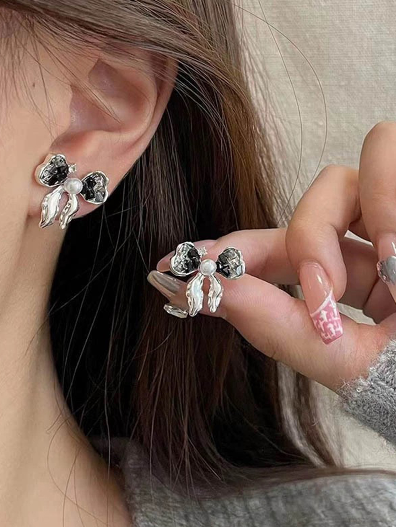 1 Paire Mignon Sucré Noeud D'arc Incruster Alliage Zircon Boucles D'oreilles display picture 3