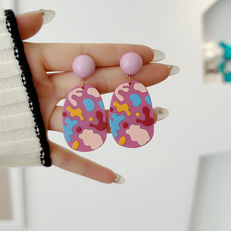 1 Pair Cute Sweet Geometric Resin Drop Earrings display picture 7