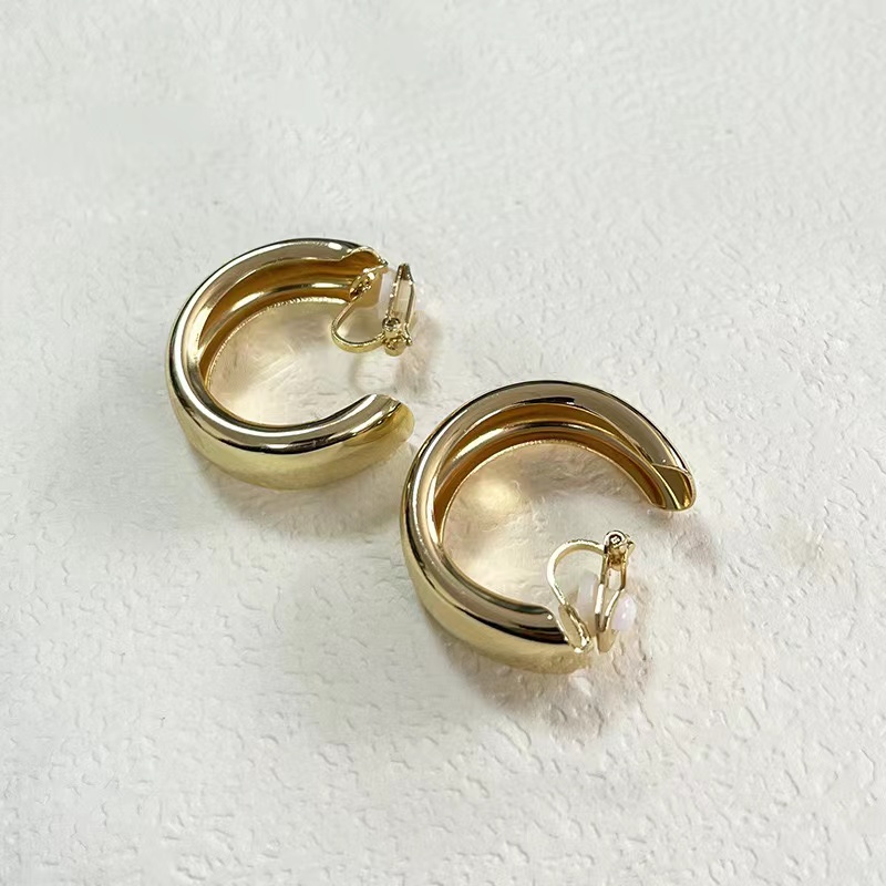 1 Pair Simple Style Solid Color Plating Alloy White Gold Plated Gold Plated Ear Studs display picture 2