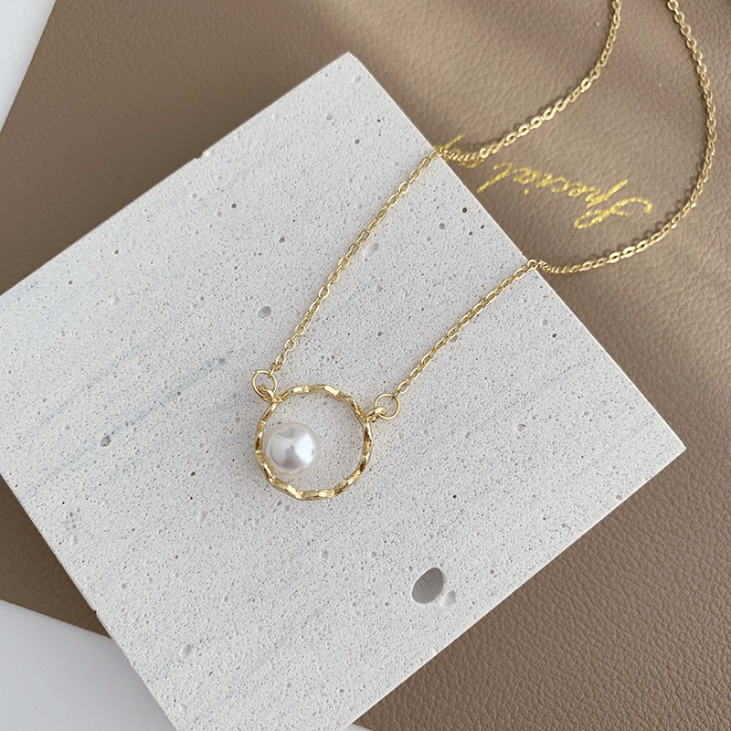 Elegant Einfacher Stil Runden Legierung Überzug Inlay Künstliche Perlen Vergoldet Frau Halskette display picture 7