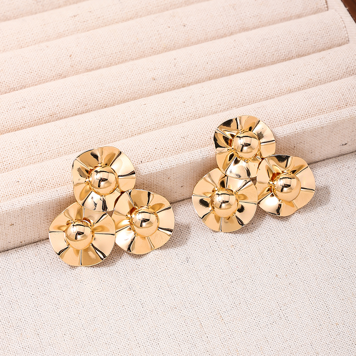 1 Pair Sweet Commute Flower Alloy Ear Studs display picture 13