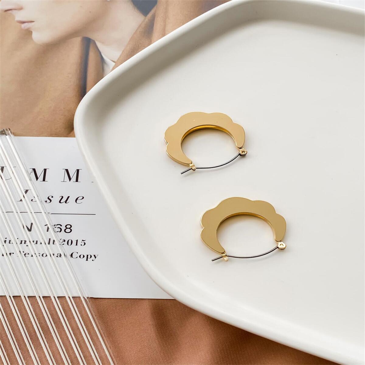 1 Paar Einfacher Stil Geometrisch Überzug Eisen Ohrringe display picture 2