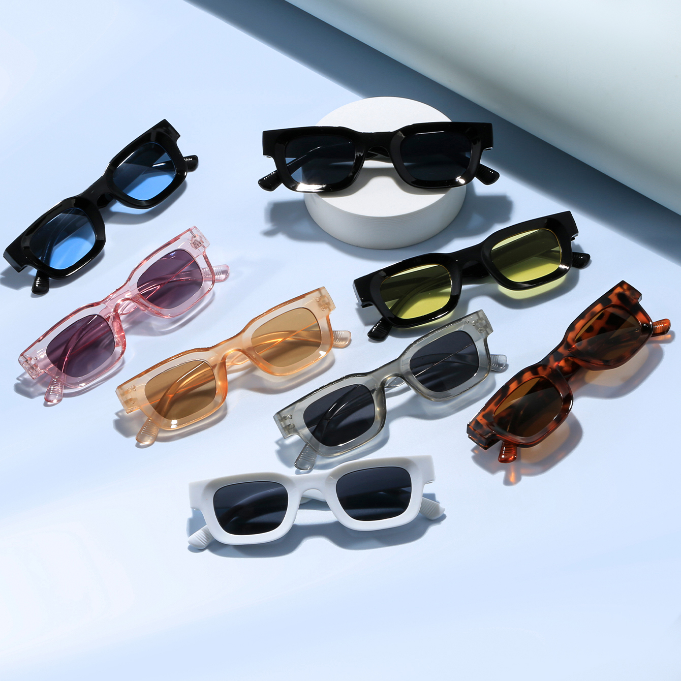 Fashion Solid Color Resin Square Full Frame Women's Sunglasses display picture 5