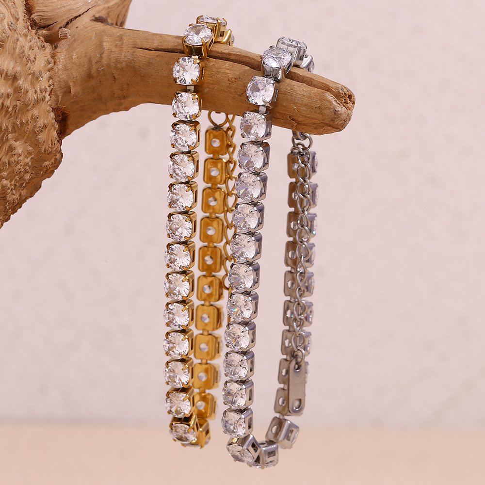 Basic Simple Style Classic Style Solid Color Stainless Steel Plating Inlay Rhinestones 18k Gold Plated Tennis Bracelet display picture 4