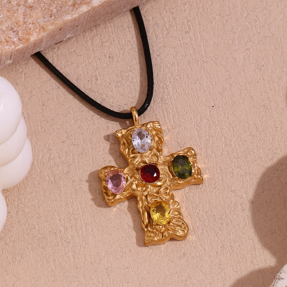Vintage Style Classic Style Cross Stainless Steel Plating Inlay Artificial Gemstones 18k Gold Plated Pendant Necklace display picture 1