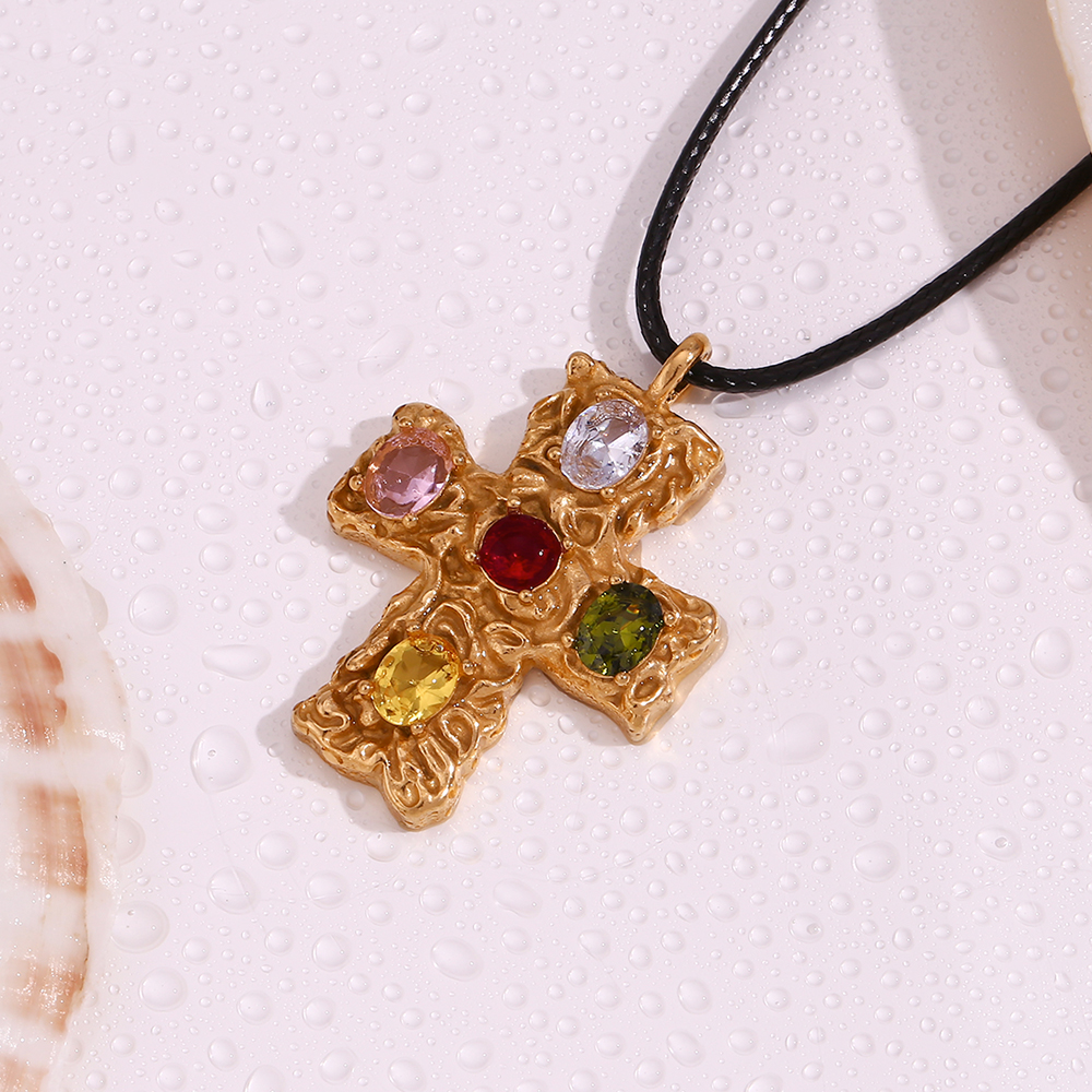 Vintage Style Classic Style Cross Stainless Steel Plating Inlay Artificial Gemstones 18k Gold Plated Pendant Necklace display picture 11