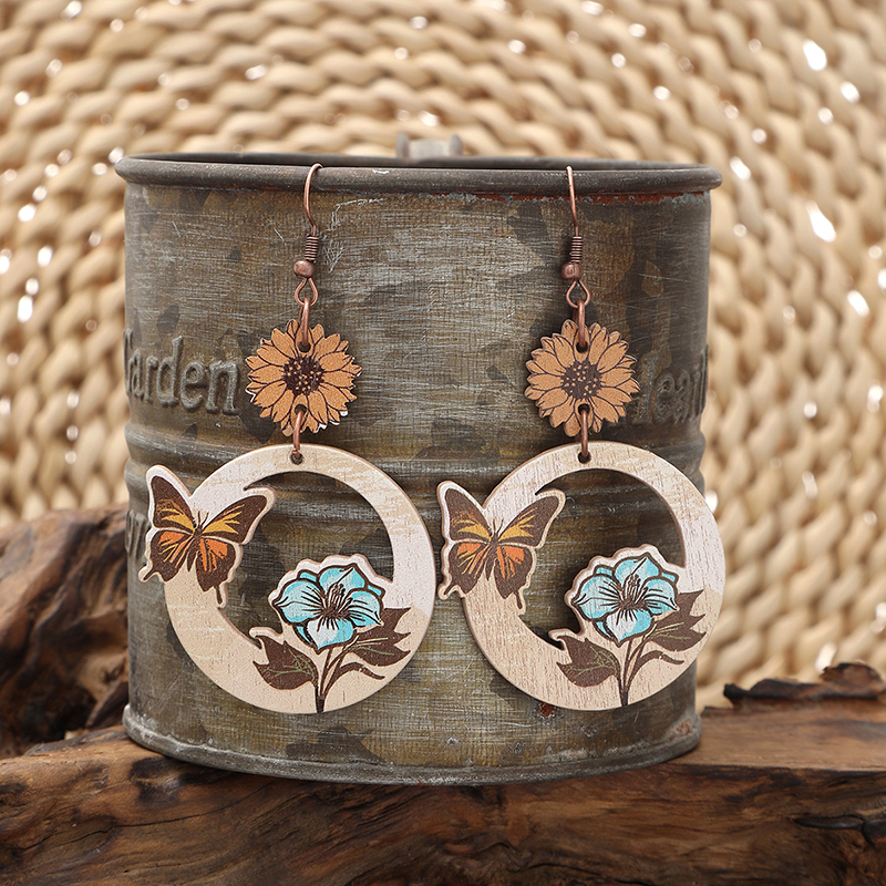 1 Pair Vintage Style Flower Bee Butterfly Wood Drop Earrings display picture 5