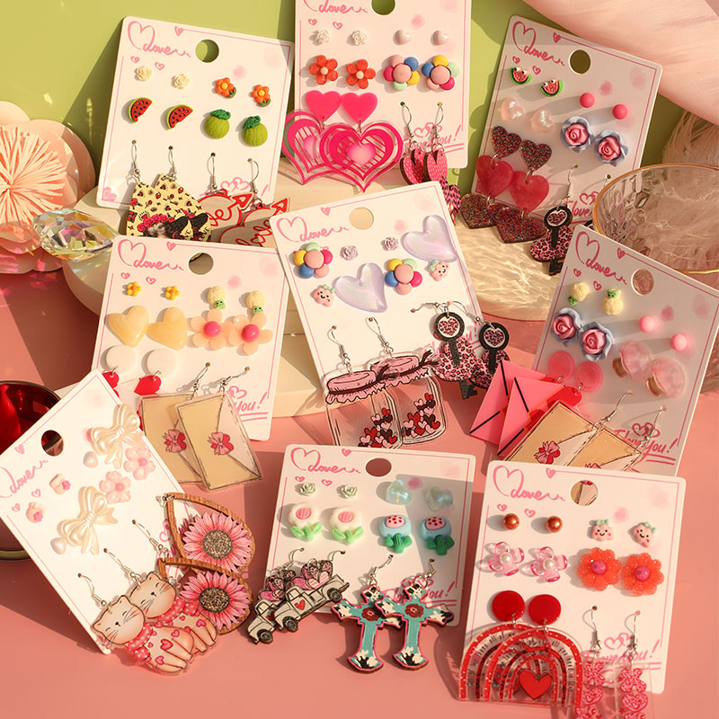 1 Set Cute Sweet Heart Shape Cat Flower Arylic Wood Resin Drop Earrings Ear Studs display picture 13