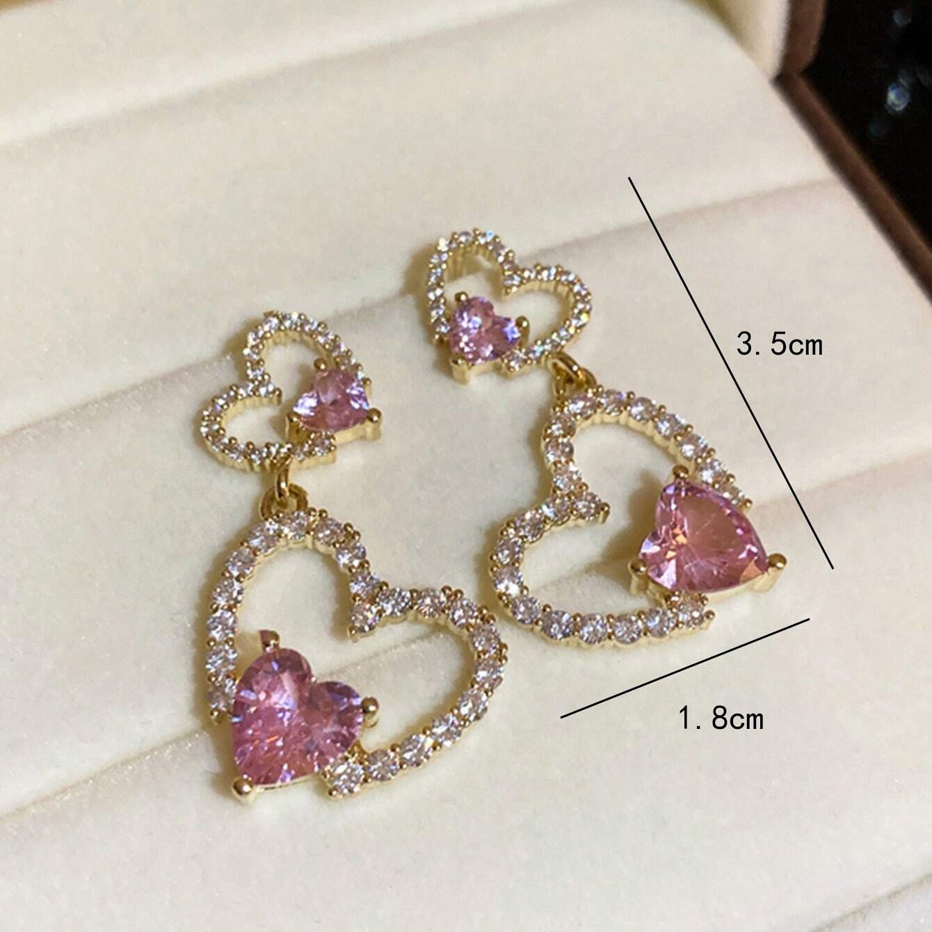 1 Pair Sweet Shiny Heart Shape Hollow Out Alloy Rhinestones Drop Earrings display picture 5
