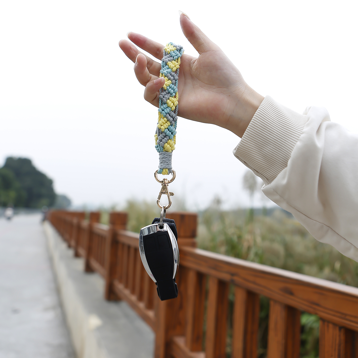 Casual Simple Style Color Block Cotton Rope Zinc Alloy Knitting Bag Pendant Keychain display picture 2