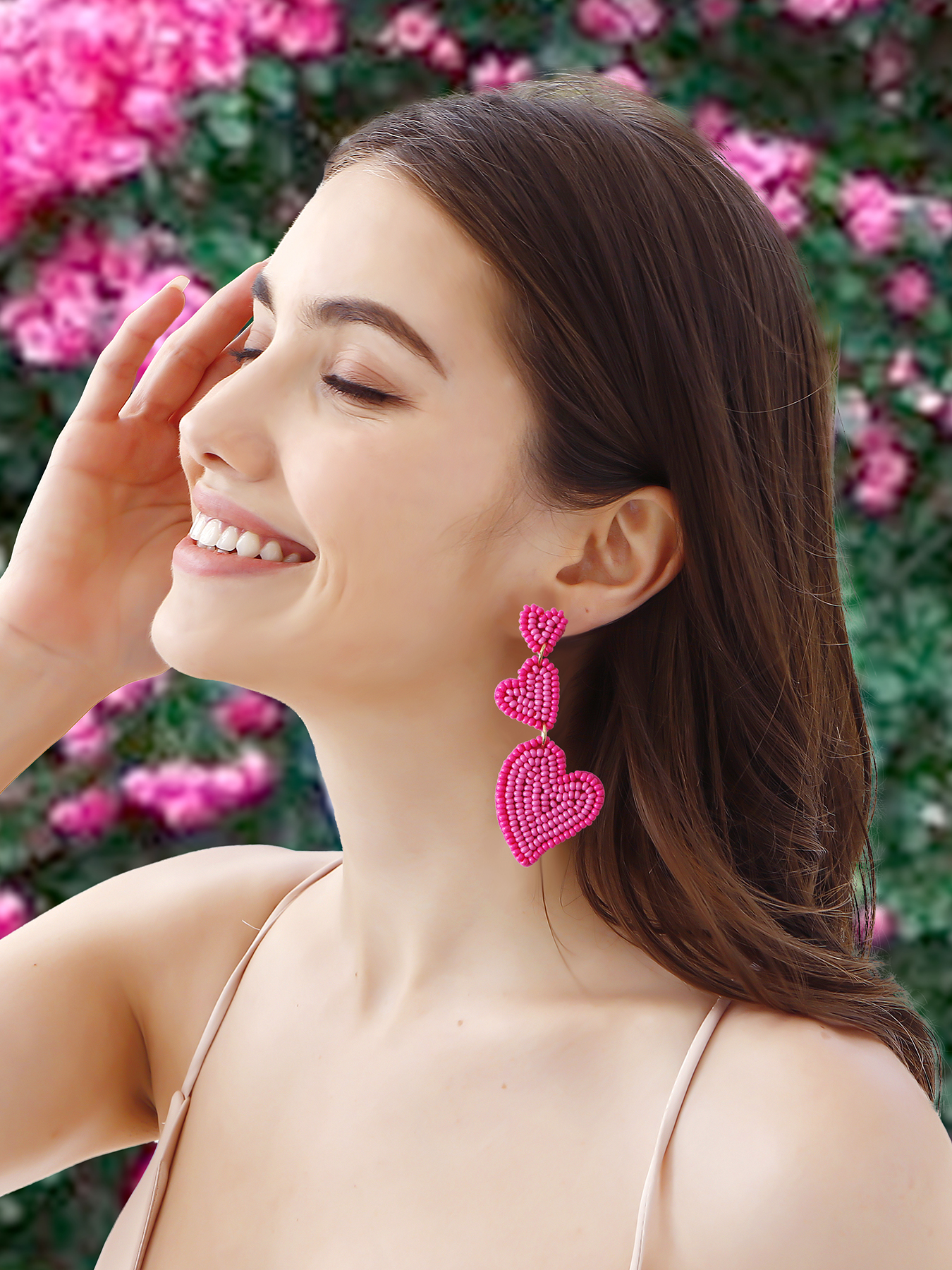 1 Pair Romantic Sweet Heart Shape Handmade Beaded Drop Earrings display picture 4