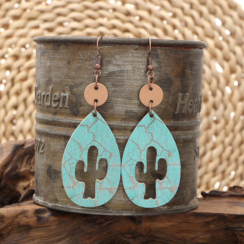 1 Pair Vintage Style Cactus Cattle Wood Drop Earrings display picture 9