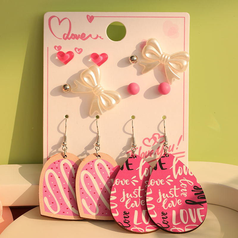1 Set Cute Simple Style Lips Letter Heart Shape Arylic Wood Drop Earrings Ear Studs display picture 26