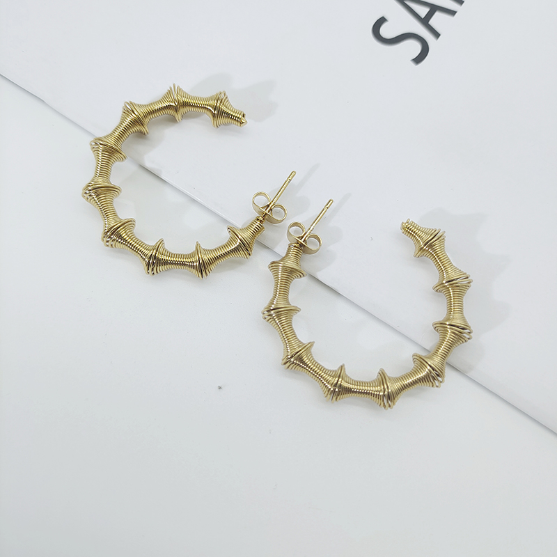 1 Pair Retro Geometric Bamboo Plating 304 Stainless Steel 18K Gold Plated Earrings display picture 5