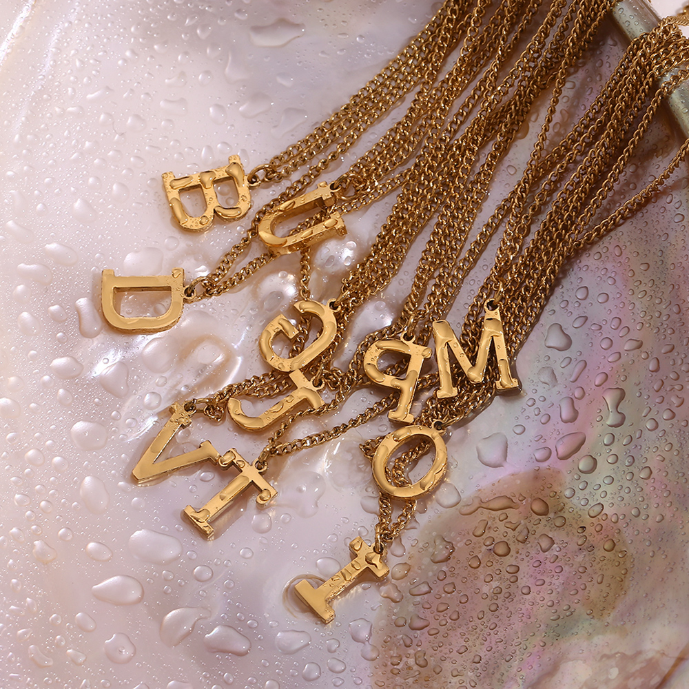 Simple Style Letter Stainless Steel Plating 18k Gold Plated Pendant Necklace display picture 11