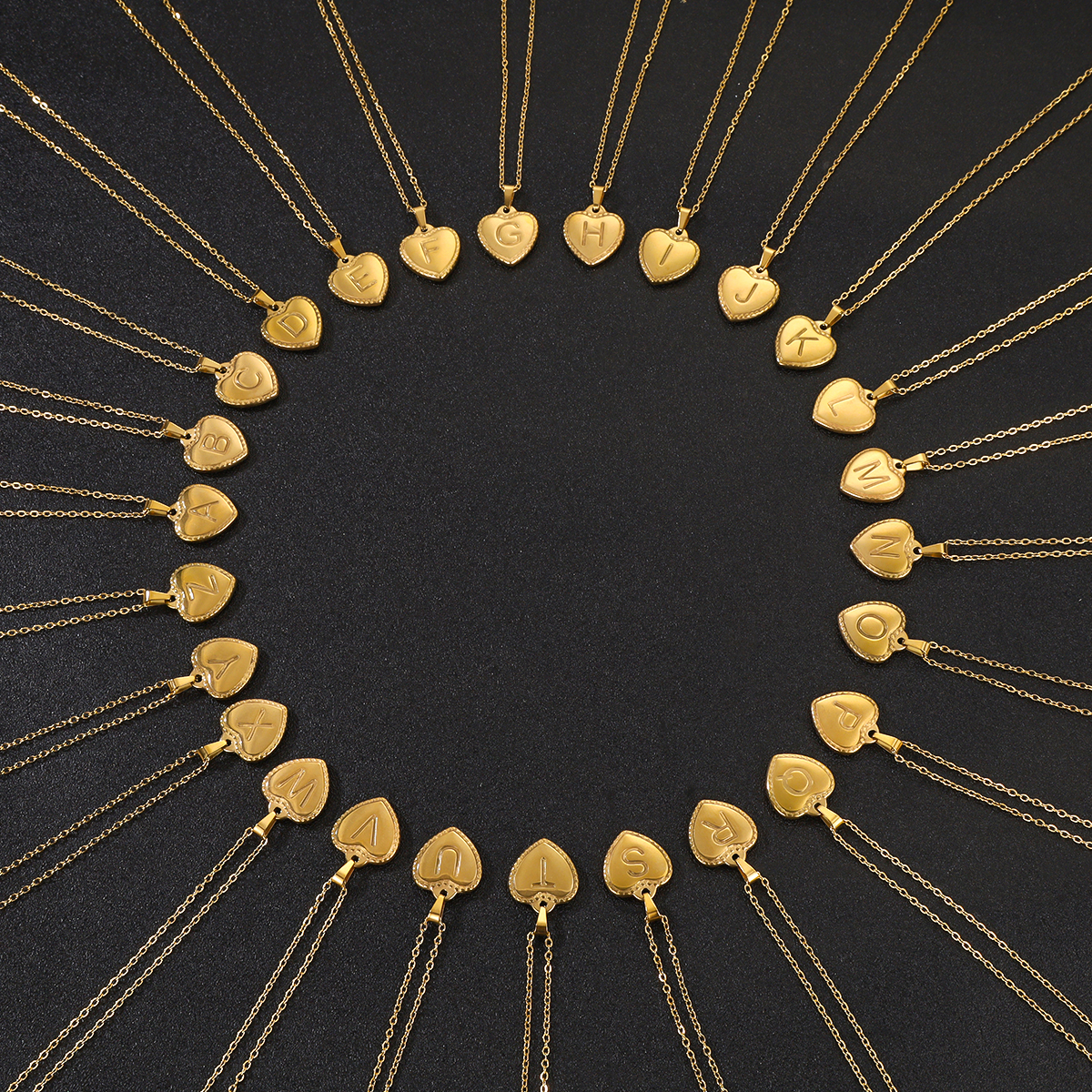 Vintage-stil Einfacher Stil Herzform Rostfreier Stahl 18 Karat Vergoldet Halskette Mit Anhänger display picture 2