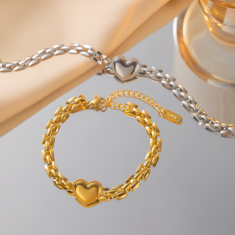 Einfacher Stil Herzform Edelstahl 304 18 Karat Vergoldet Armbänder In Masse display picture 1
