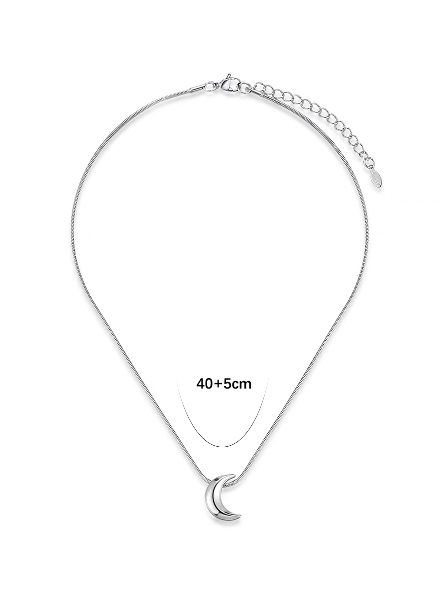 Simple Style Moon Stainless Steel Pendant Necklace display picture 1