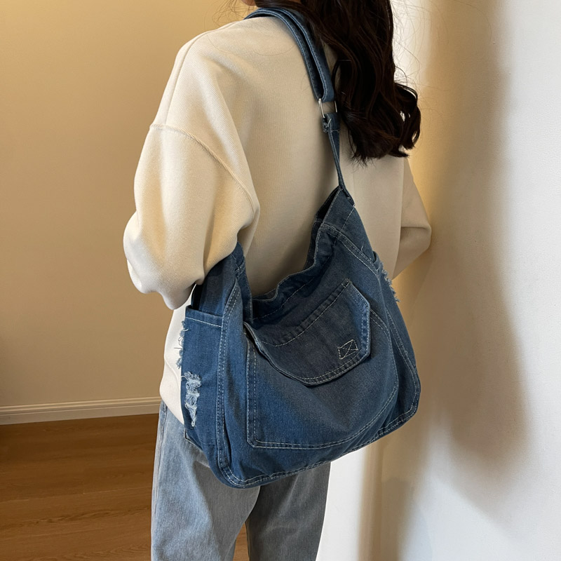 Women's Denim Solid Color Vintage Style Sewing Thread Square Zipper Crossbody Bag display picture 10