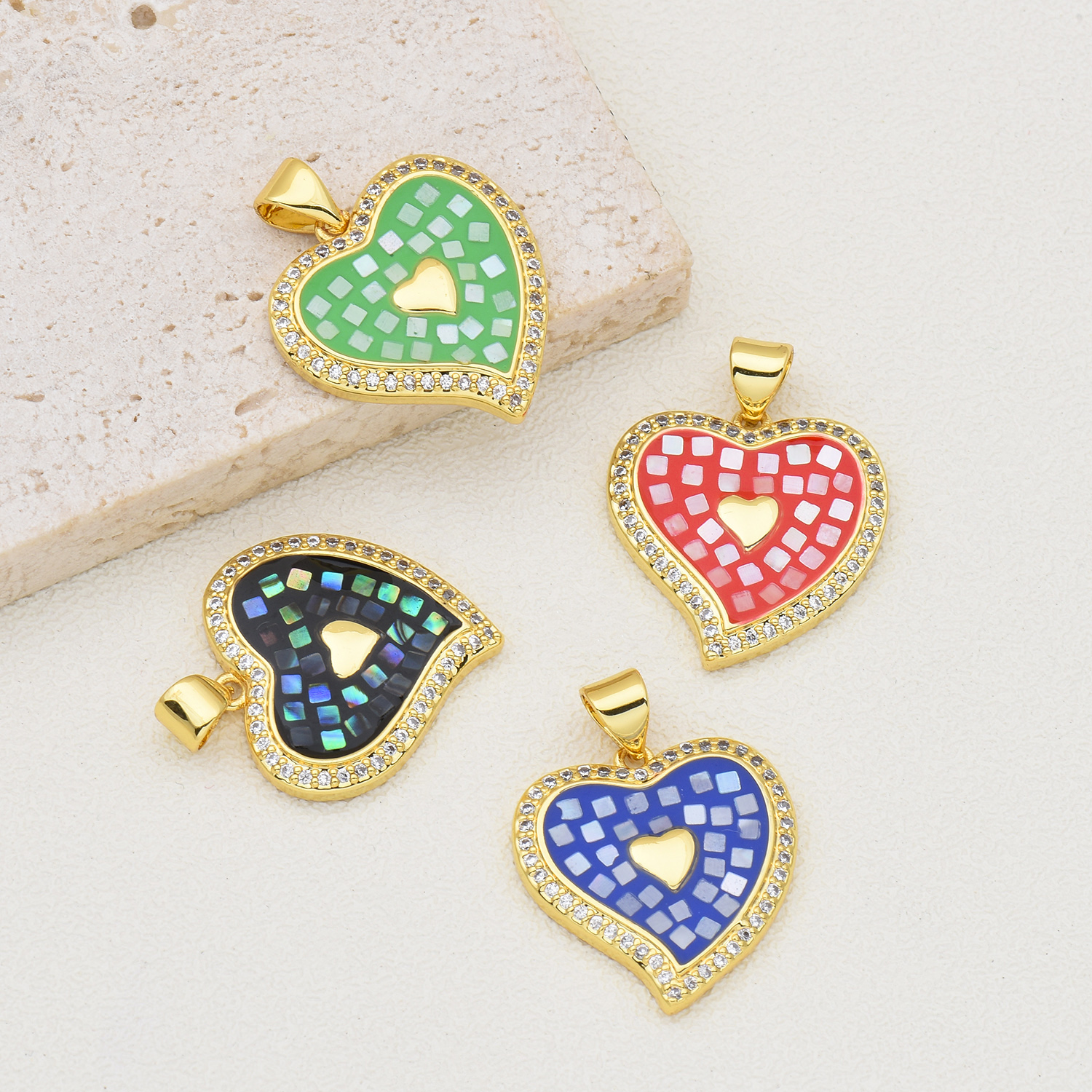 1 Piece Simple Style Heart Shape Copper Enamel Pendant Jewelry Accessories display picture 1
