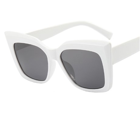 European And American Cat's Eye Trend Big Frame Sunglasses  New Retro Sunglasses display picture 6