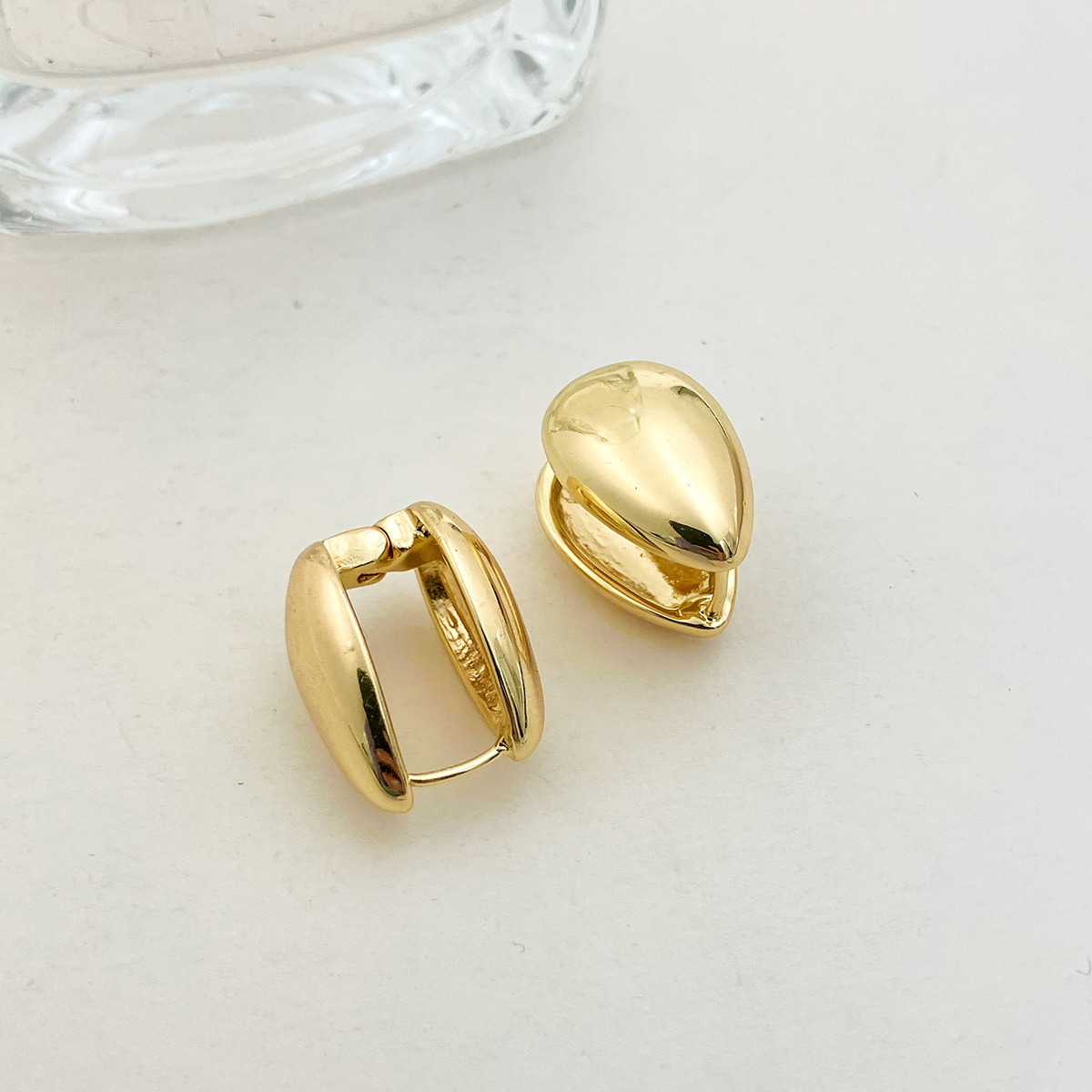 1 Pair Simple Style Water Droplets Plating Alloy Gold Plated Earrings display picture 3