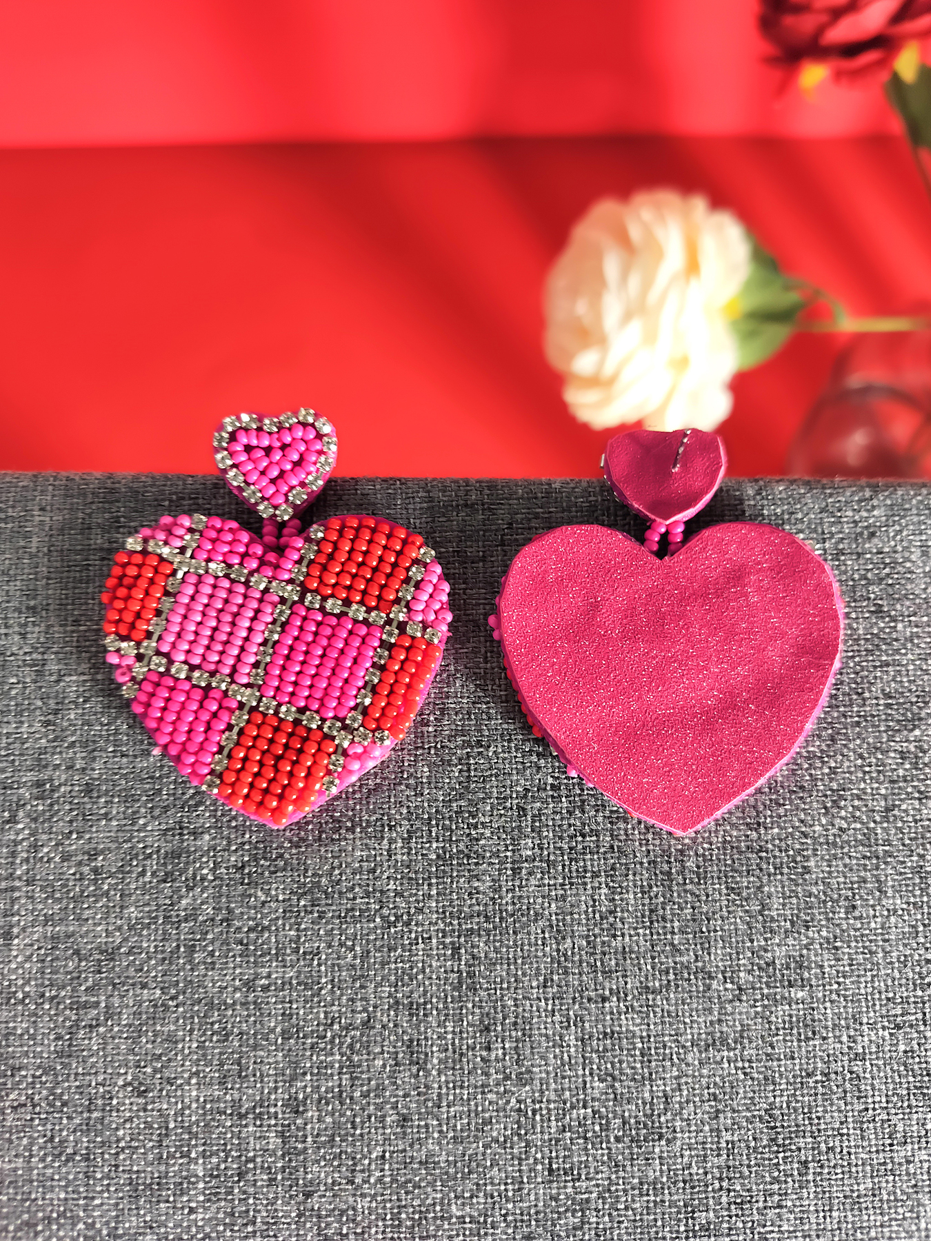 1 Pair Romantic Sweet Heart Shape Beaded Seed Bead Drop Earrings display picture 3
