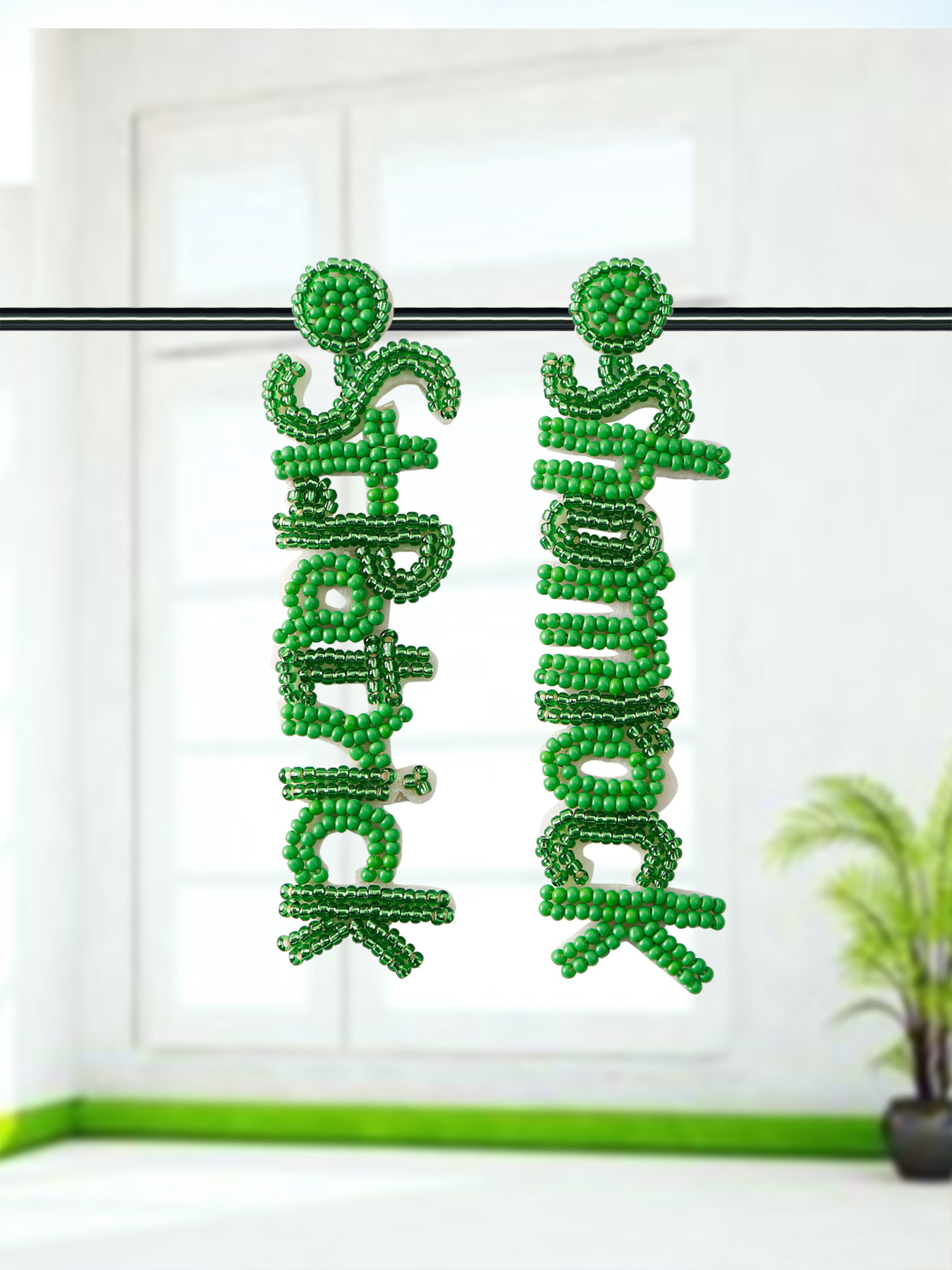 1 Pair IG Style Shamrock Letter Beaded Handmade Seed Bead Drop Earrings display picture 2