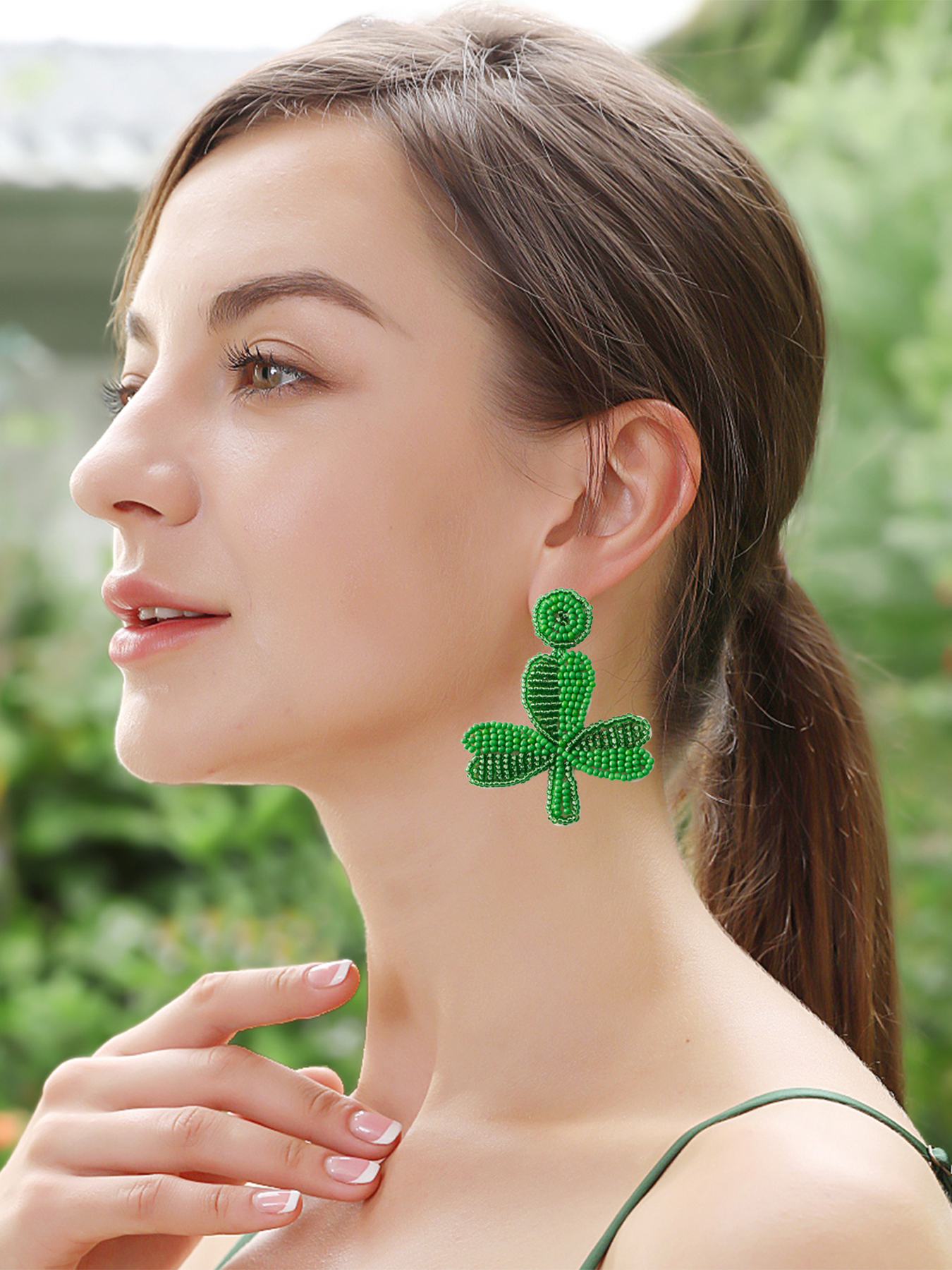 1 Pair IG Style Shamrock Letter Beaded Handmade Seed Bead Drop Earrings display picture 8