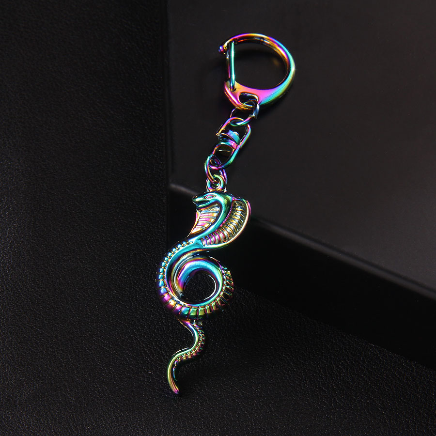 Retro Punk Snake Alloy Bag Pendant Keychain display picture 5