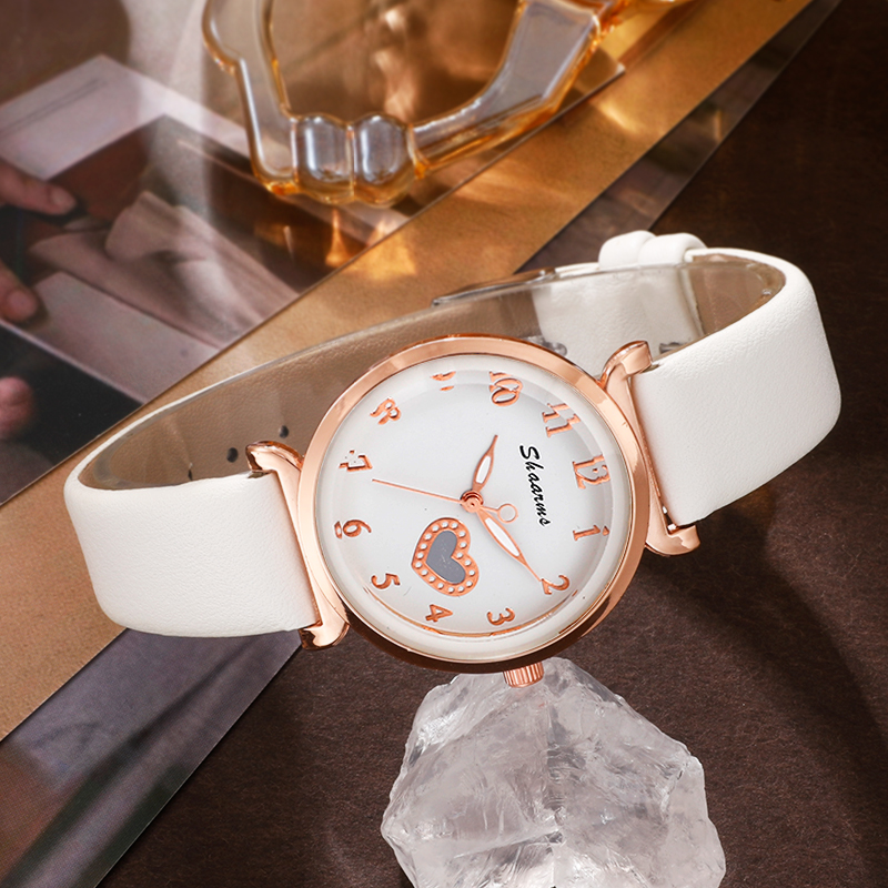 Elegant Cute Heart Shape Buckle Quartz Women's Watches display picture 6