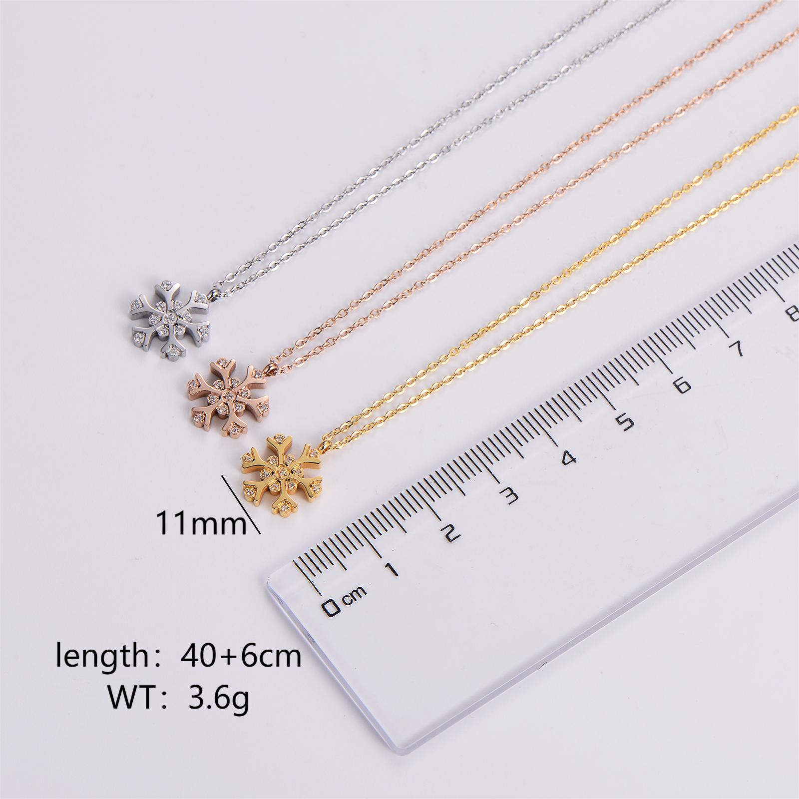 Stainless Steel 18K Gold Plated Rose Gold Plated Pastoral Shiny Inlay Snowflake Zircon Pendant Necklace display picture 1