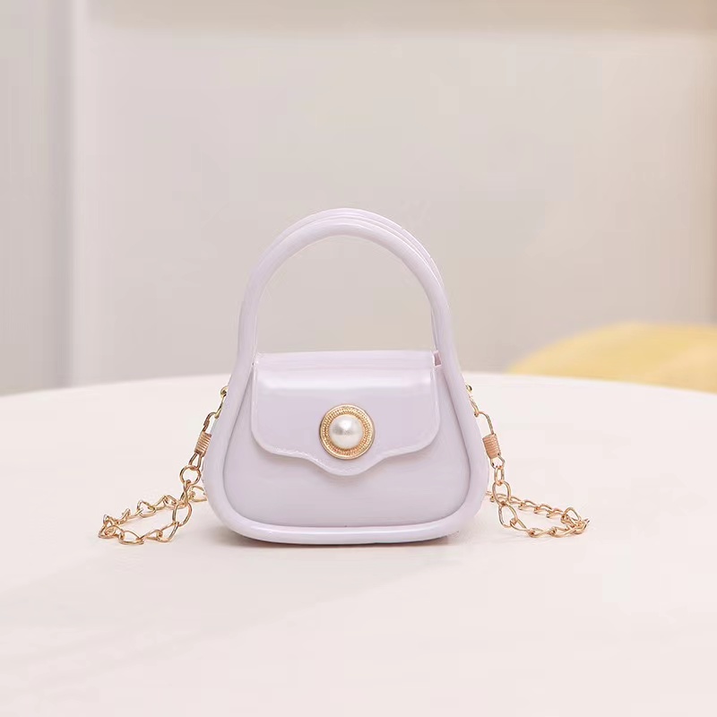 Women's Pvc Solid Color Cute Square Flip Cover Handbag display picture 3